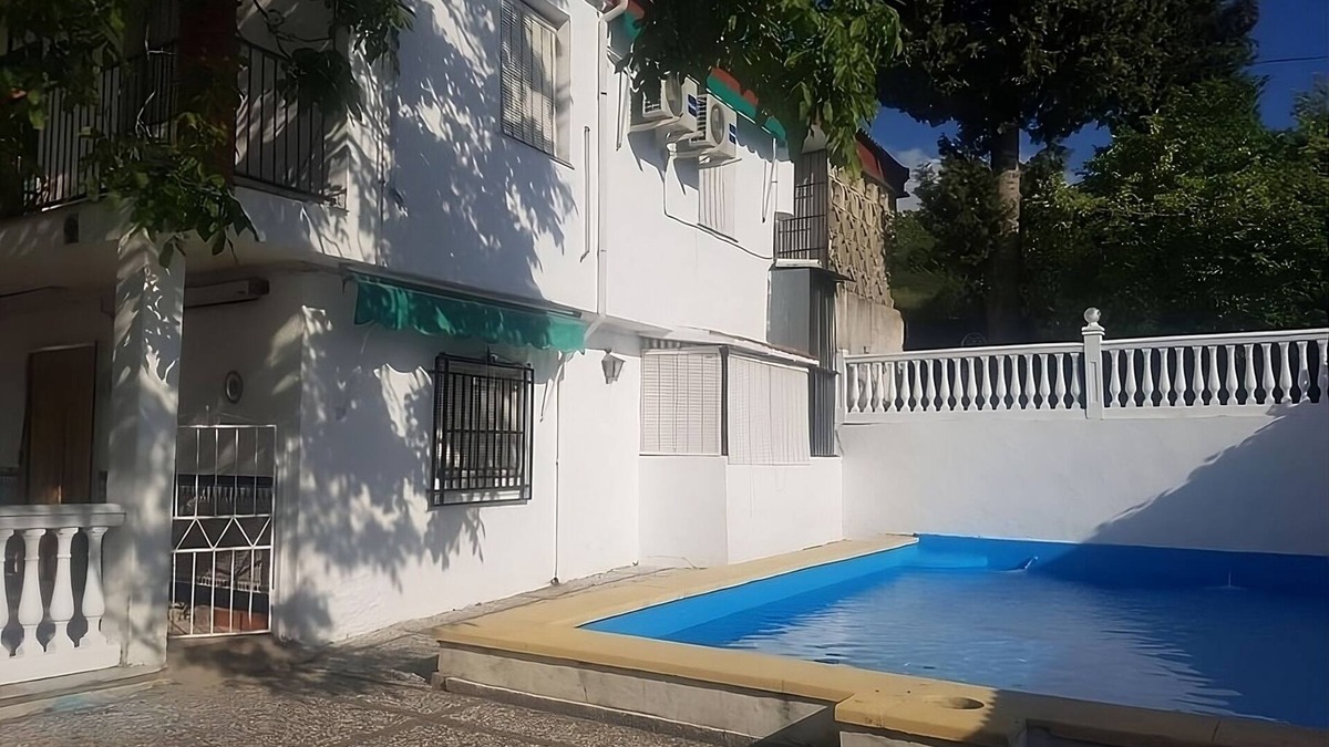 Viznar Cottage | House Ilusion de David in Natural Park in Viznar with Swimming Pool and Barbecue