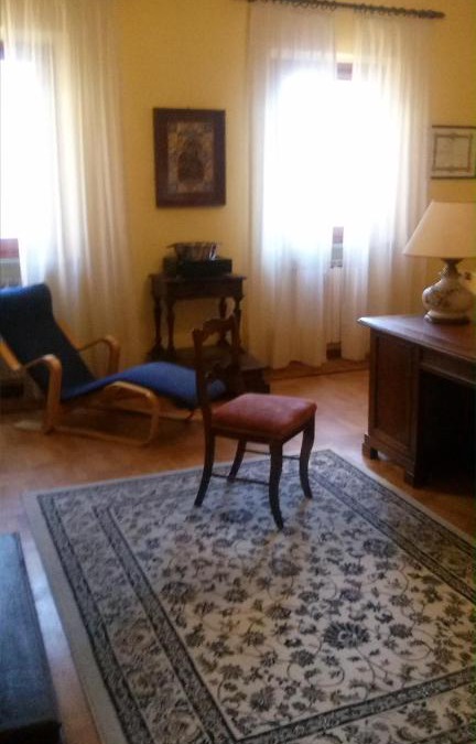 Cerreto Guidi Apartment | House In A Medieval Hamlet