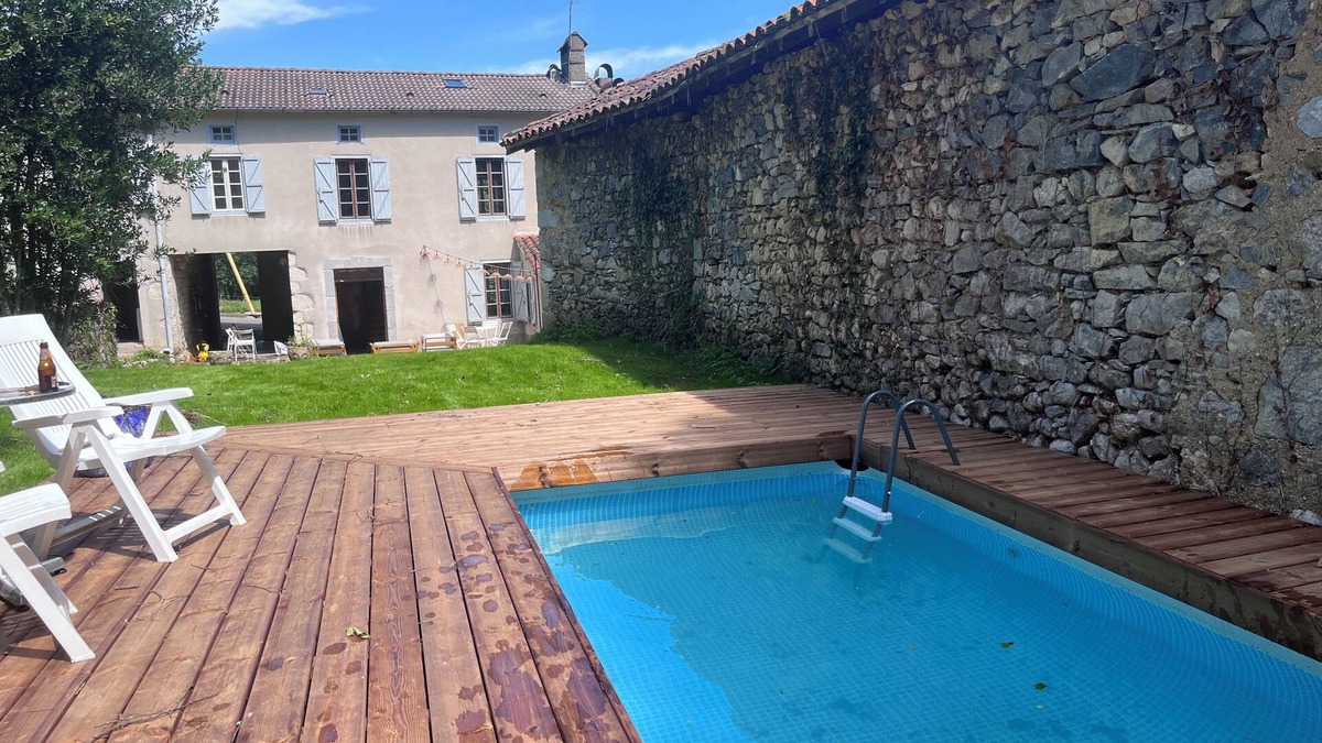 Arguenos House | House in a mountain village