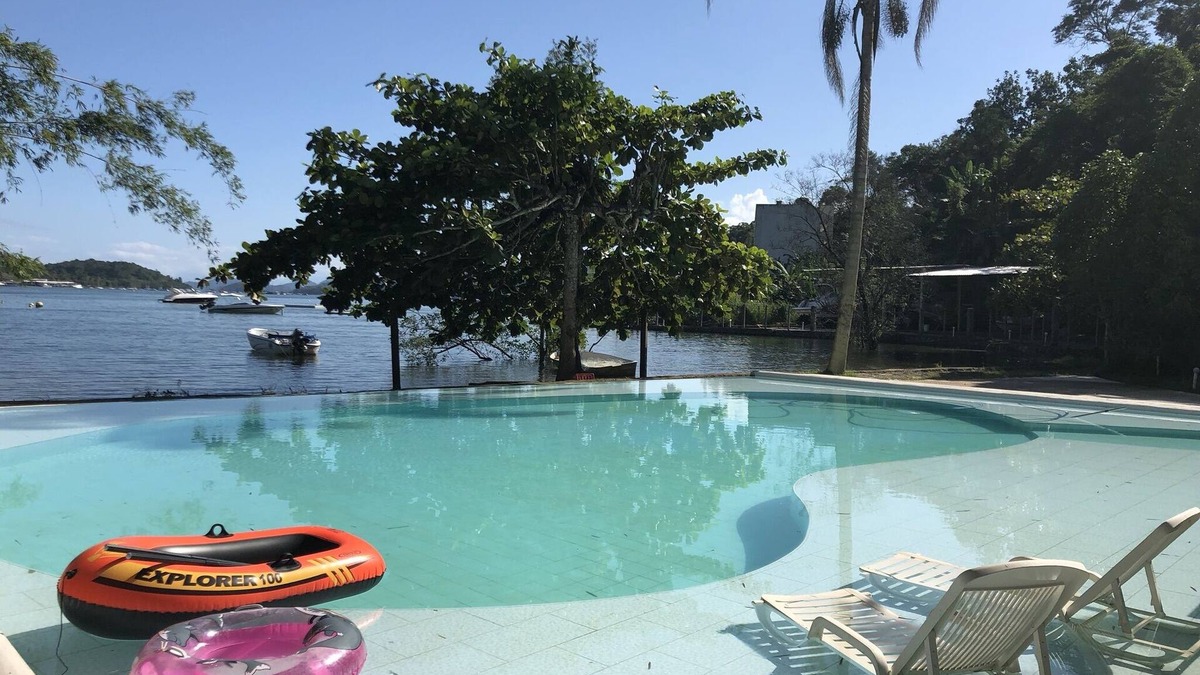 Ponta Do Partido House | House in Angra