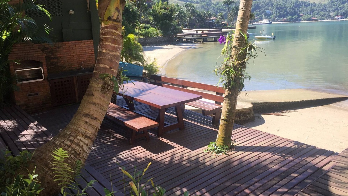Ponta do Sape House | House in Angra dos Reis with exclusive Pier and Prainha
