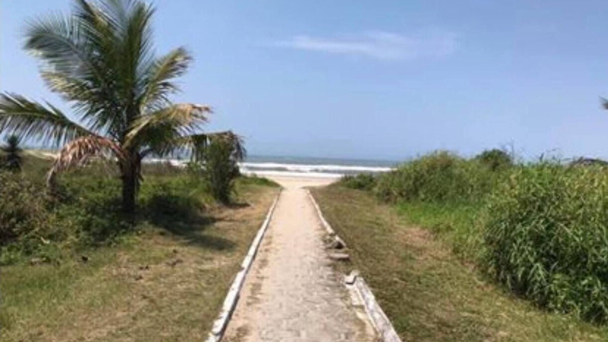 Pontal do Parana House | House in Balneario Beltrami, near the East Beach.