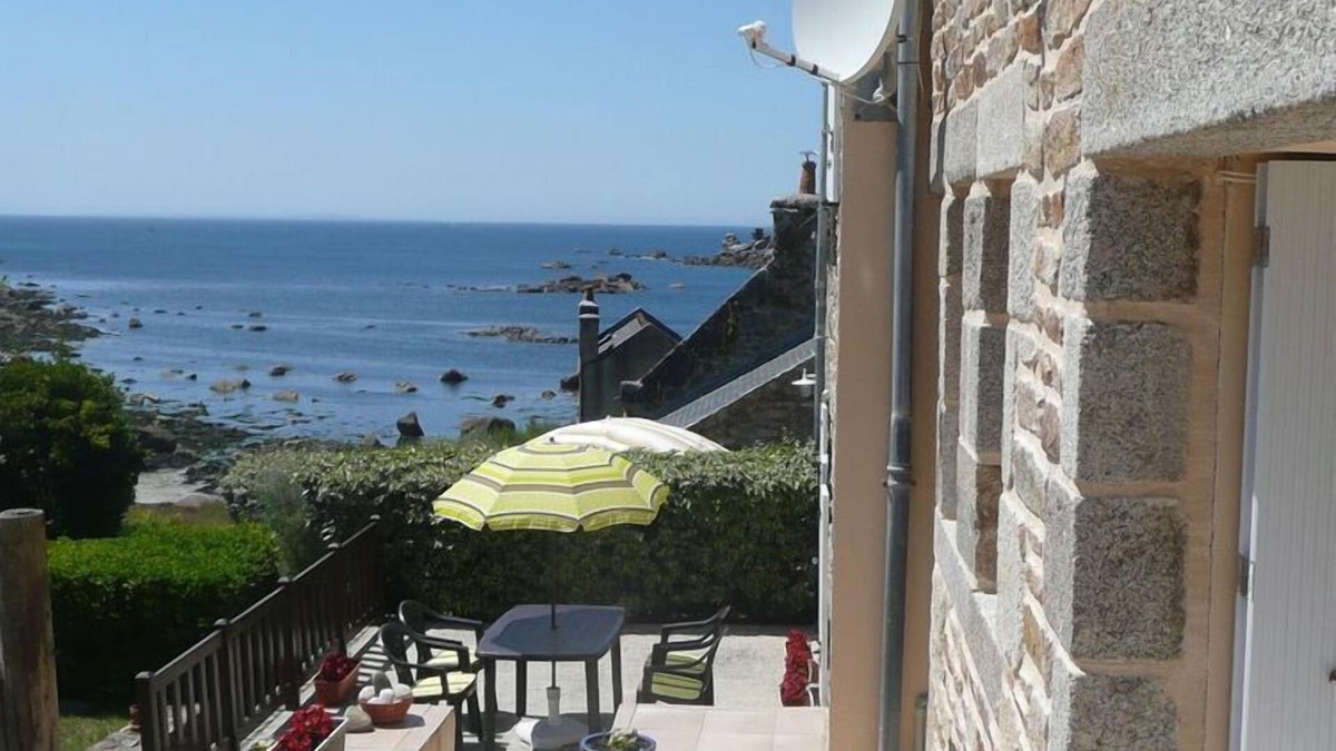Porspoder House | House in Brittany with Stunning Sea View