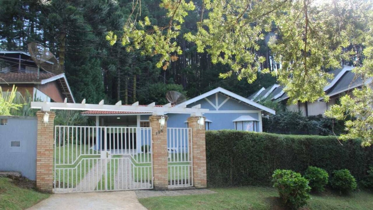 Jardim Europa House | House in Campos do Jordão 4 km from the tourist center in an excellent neighborhood !!!