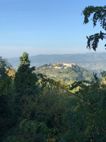 Todi House | House in Central Todi with Sensational Views of Surrounding Countryside