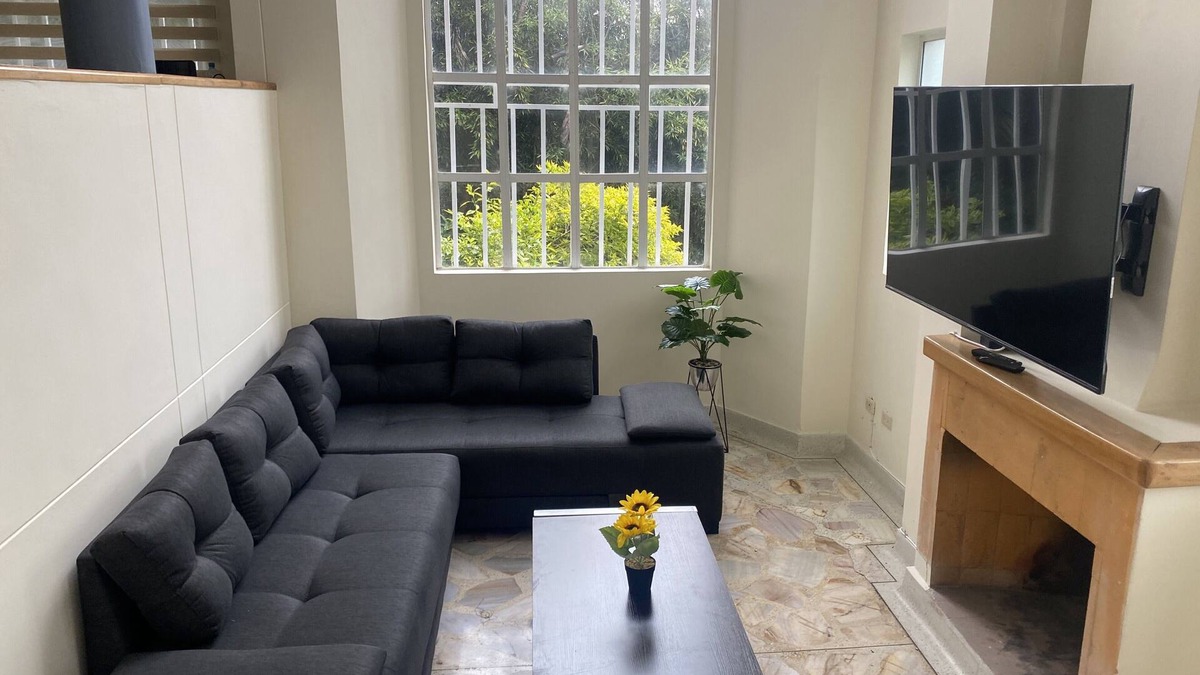 Envigado House | House in exclusive sector with parking
