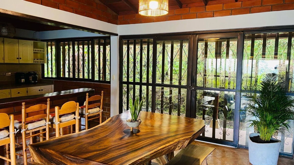 Filandia House | HOUSE IN FILANDIA, QUINDIO. IN THE MIDDLE OF THE COFFEE CULTURAL LANDSCAPE
