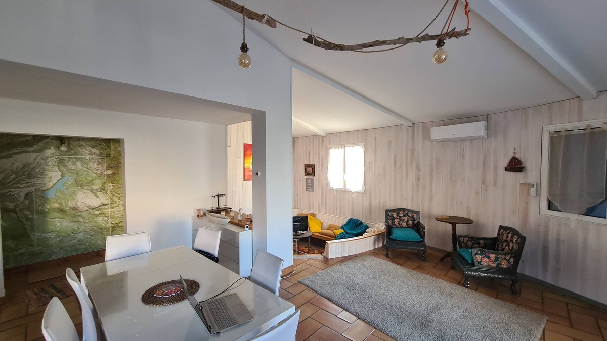 Les Salles-sur-Verdon House | House in the heart of the village 500 m from the lake