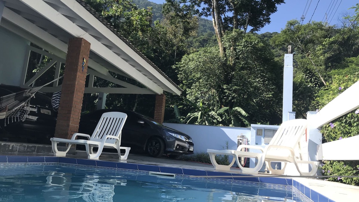 Guaeca House | House in Guaecá - seven suites, with air conditioning in the bedrooms and pool.