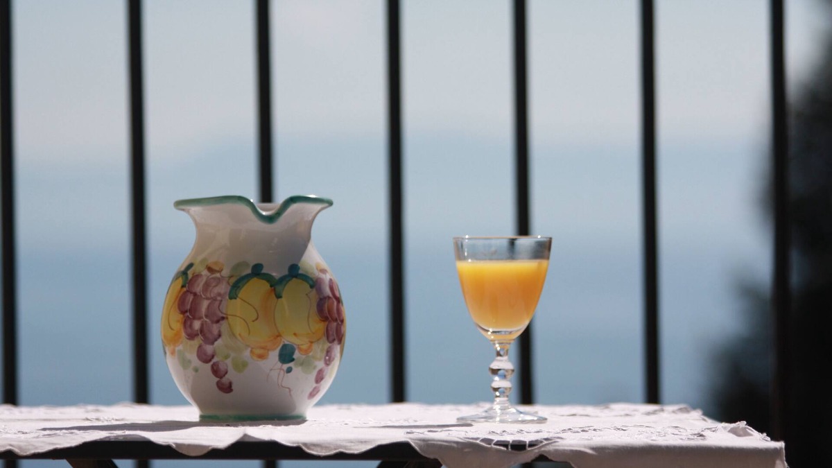 Vomero House | House in historic villa absolute tranquility sea and center Naples