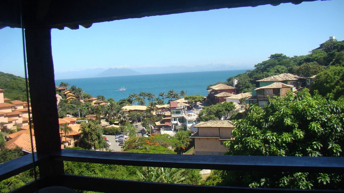 Joao Fernandes House | House in João Fernandes beach in gated community