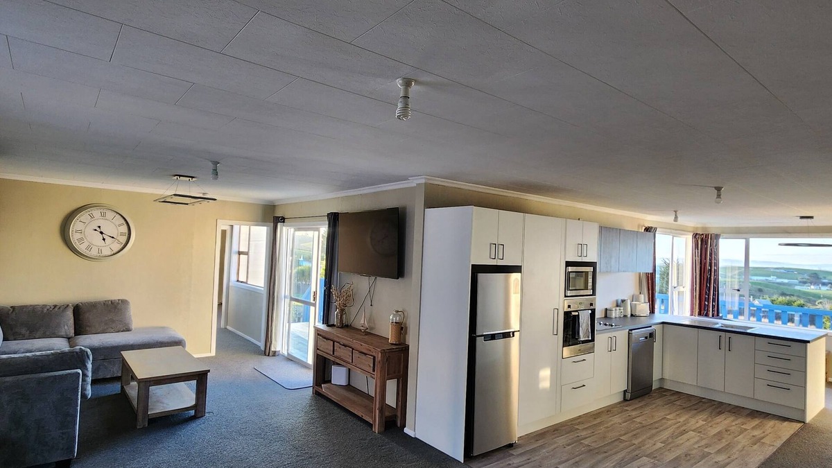 Kaka Point House | House in Kaka Point