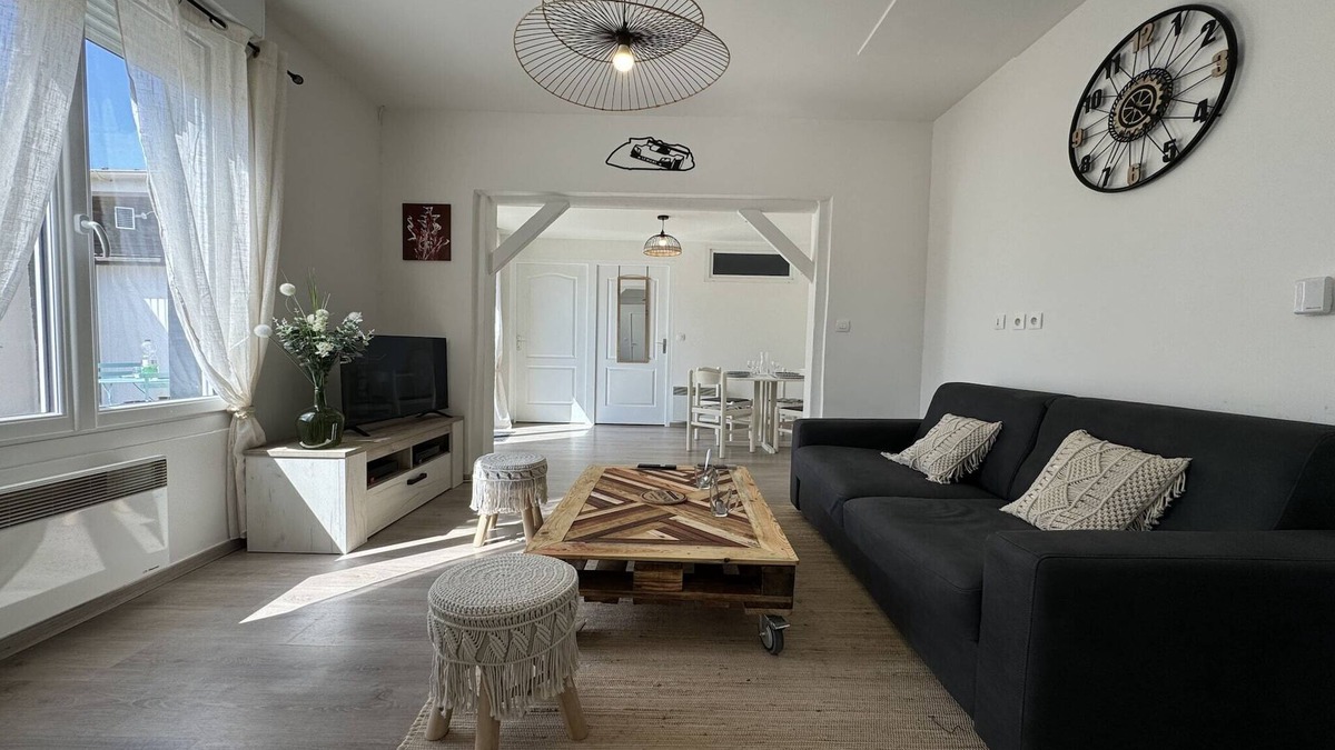 Oasis - Maroc House | House in Le Mans with Private Courtyard