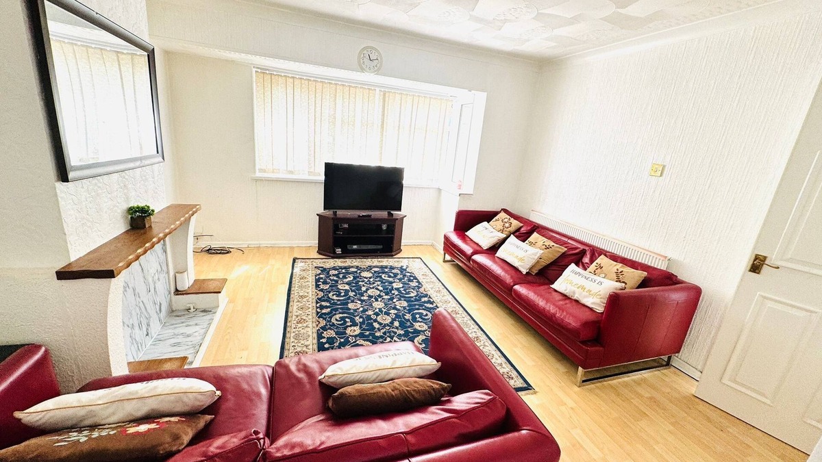 Llanrumney House | House in Llanrumney - 10mins from Cardiff City Centre