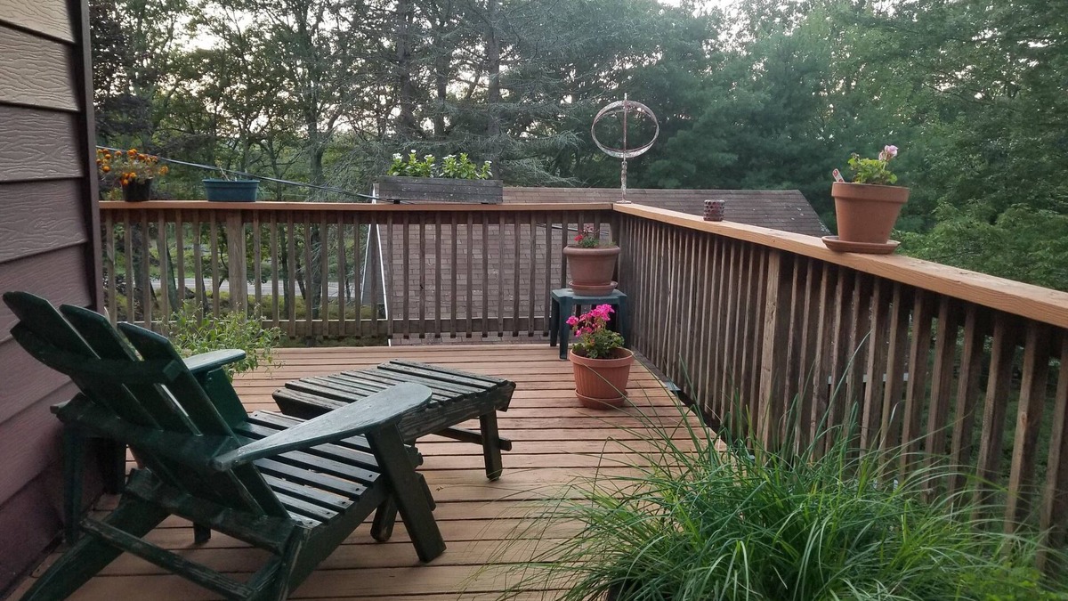 Hawley House | House in Lords Valley Lake Community