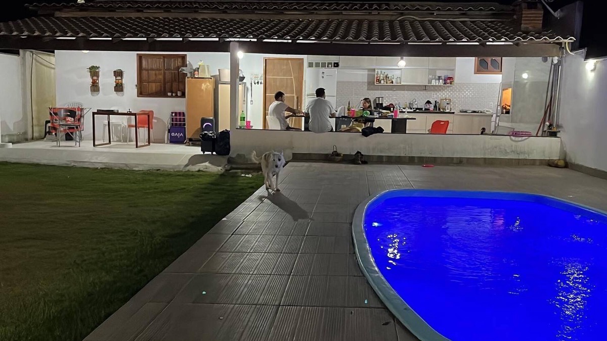 Costa Azul House | House in Praia Grande, 4 bedrooms all with en-suite bathrooms and air conditioning
