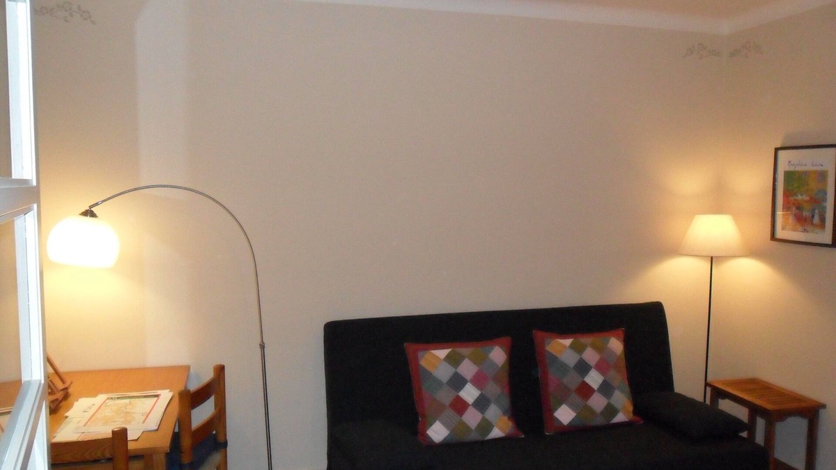 San Daniel Apartment | House in rural area with garden, 10 minutes from the center of Girona.