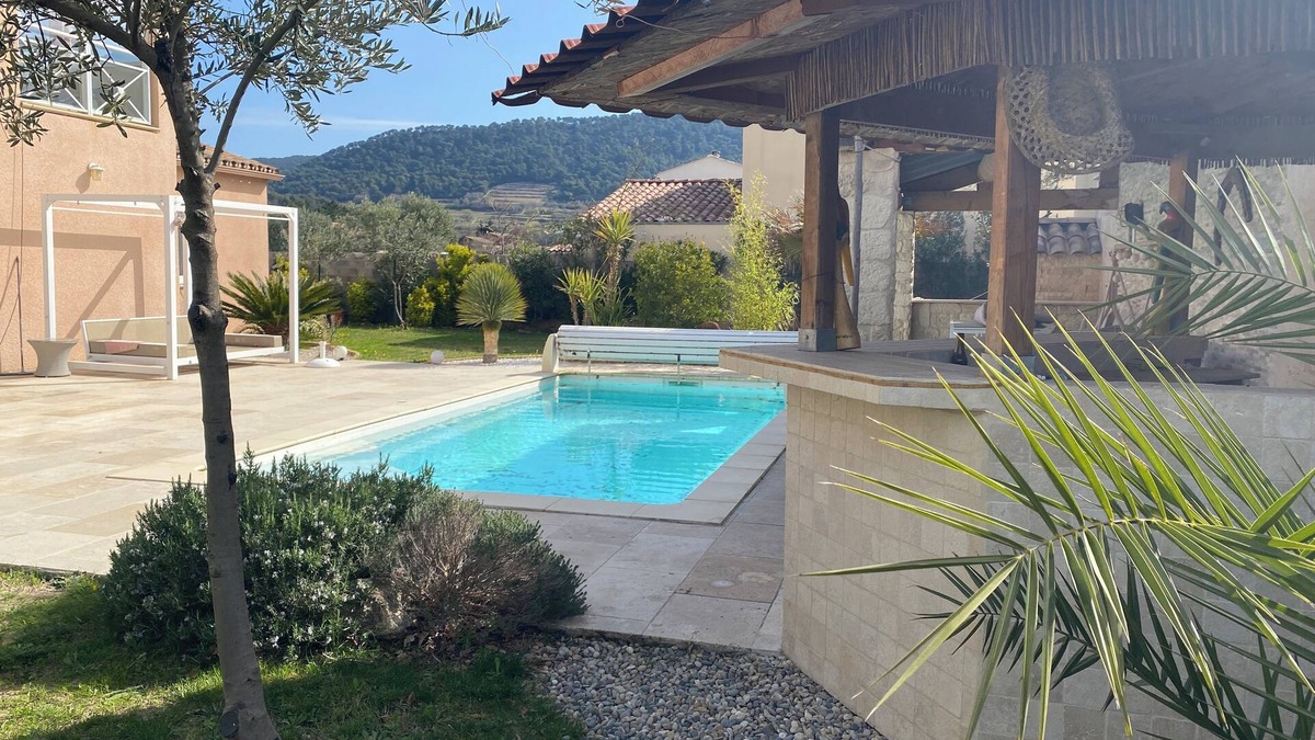 Sablet House | House in Sablet with swimming pool