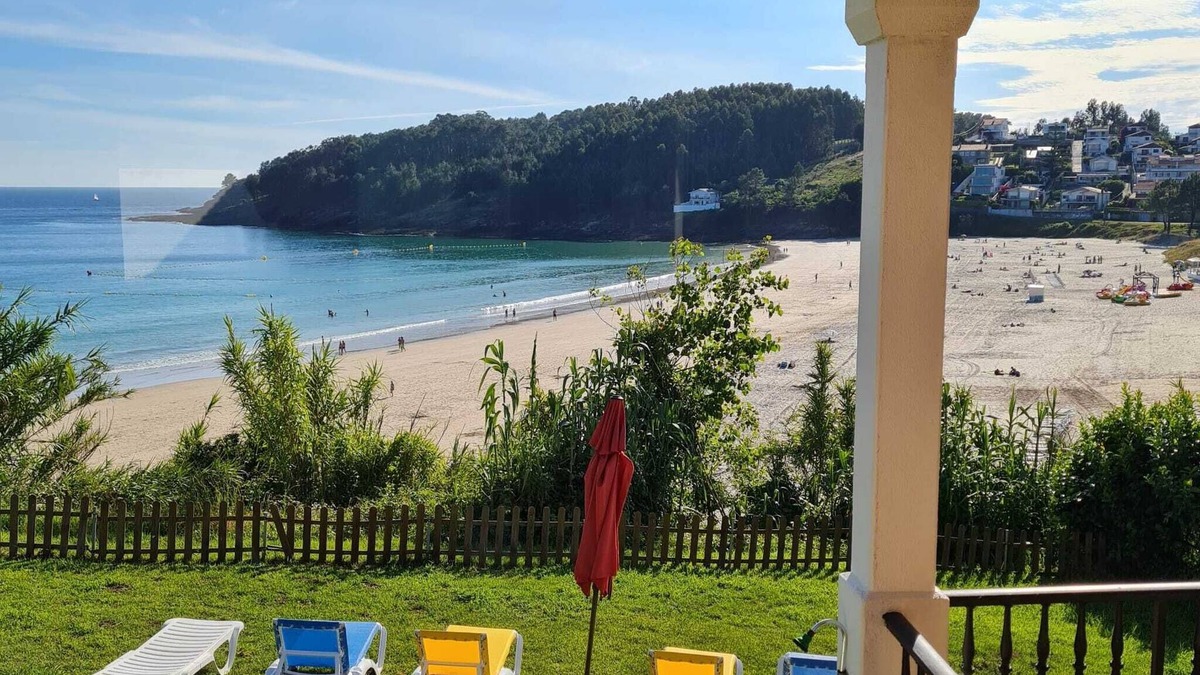 Portonovo Ski Chalet | House in Sanxenxo on Canelas beach.¡Excellent location!