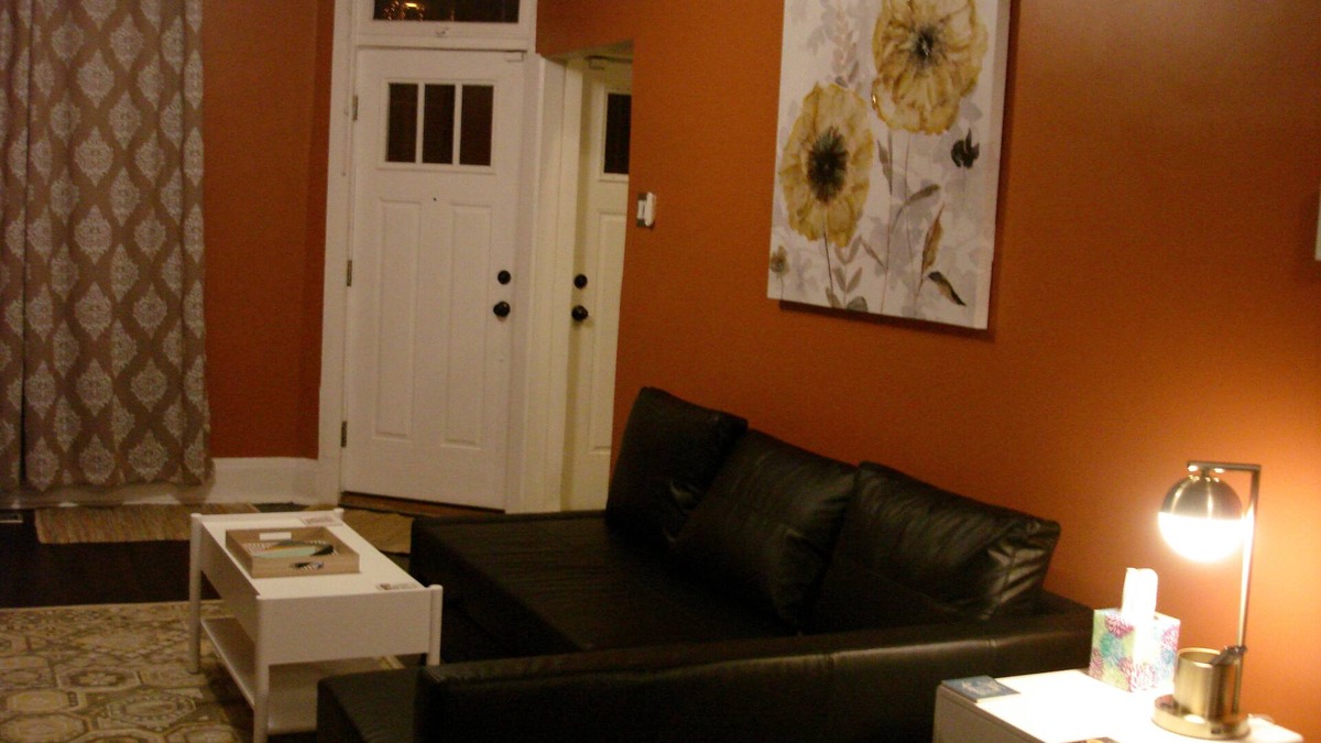 St. Louis House | House in Soulard near Downtown, Arch, Busch Stadium and anheuser busch brewery
