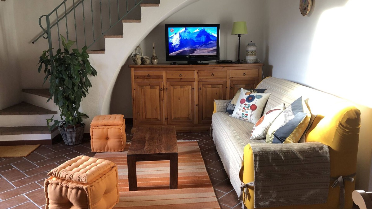Teulada House | House in the countryside near the sea. Quiet ideal for children.