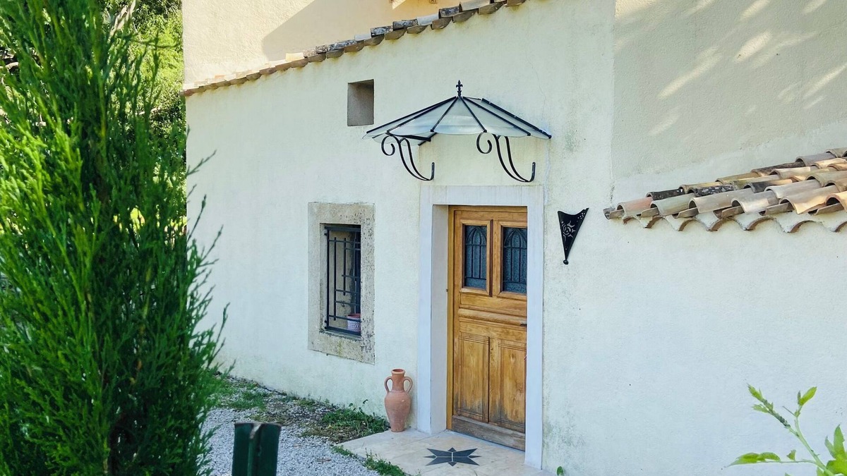 Saint-Jean-de-Fos House | House in the vineyards