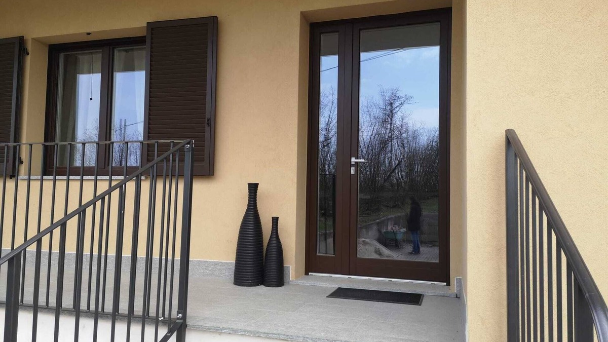 La Morra Apartment | House in the heart of Langhe surrounded by greenery with 5 beds, wifi free