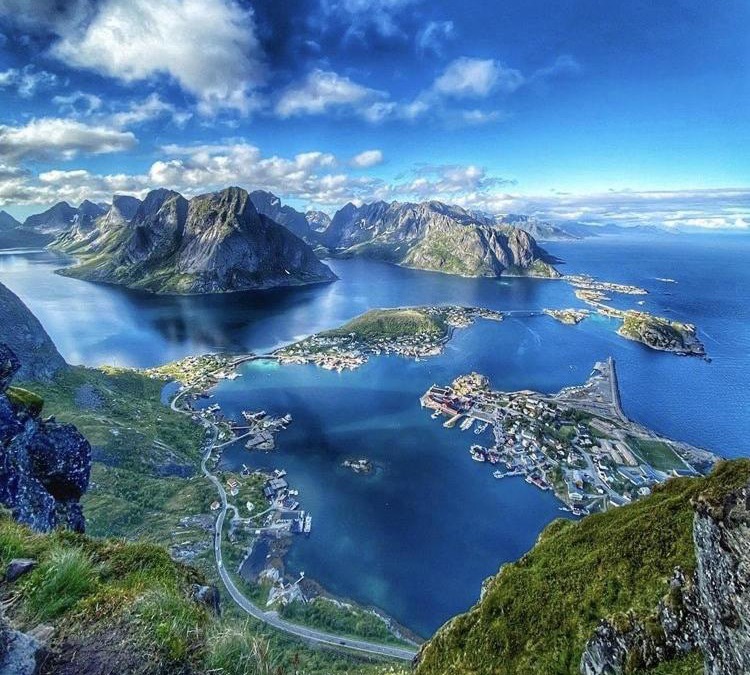 Reine House | House in the heart of Lofoten with spectacular view