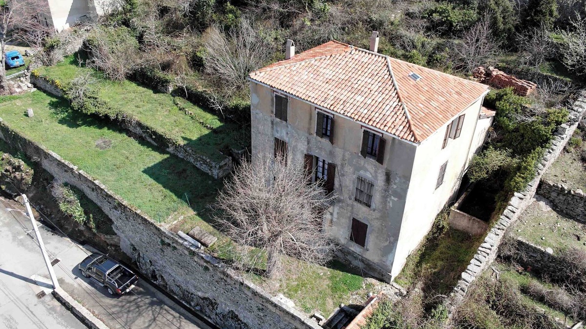 Cristinacce House | House in the mountains, 10 minutes from the Aitone forest and its natural swimming pool