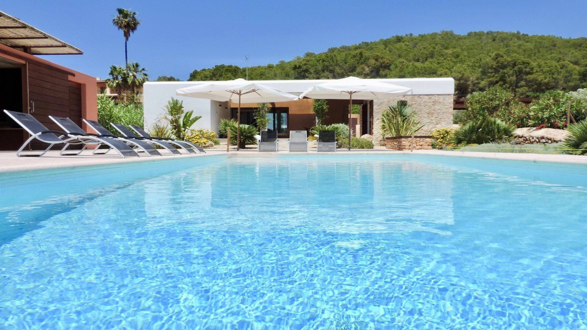 Sant Antoni de Portmany Cottage | House in the valley of the almond trees, the quietest and most authentic area of Ibiza.