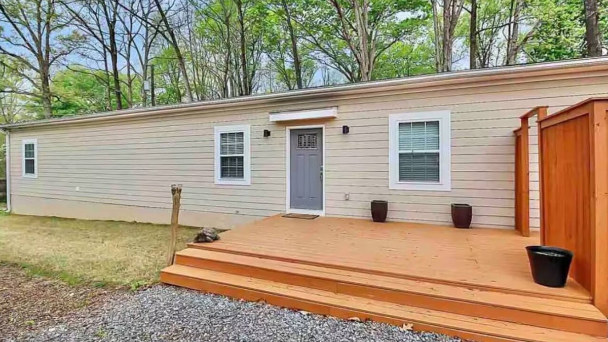 Fort Mill House | House in the woods