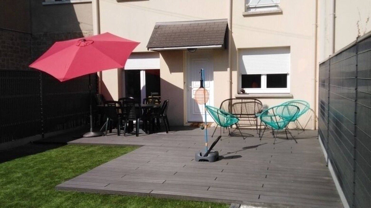 Jullouville House | House Jullouville 2 Bedrooms, 4 to 5 pers, near sea and shops