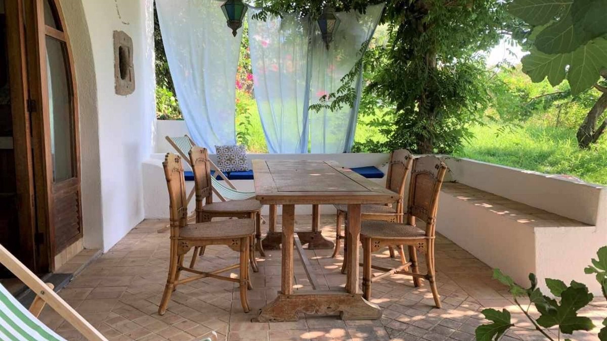Santa Marina Salina House | House La Pineta, surrounded by a well-kept garden