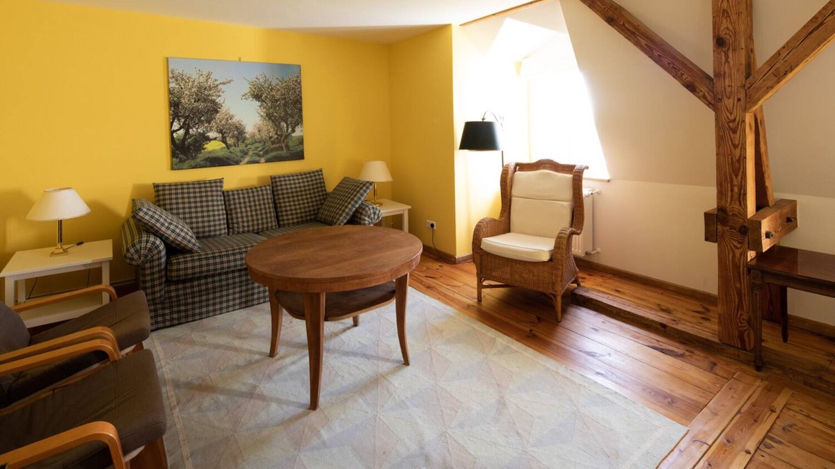 Klaushagen Apartment | House Lichtenhain - 4 spacious apartments in the Manor House