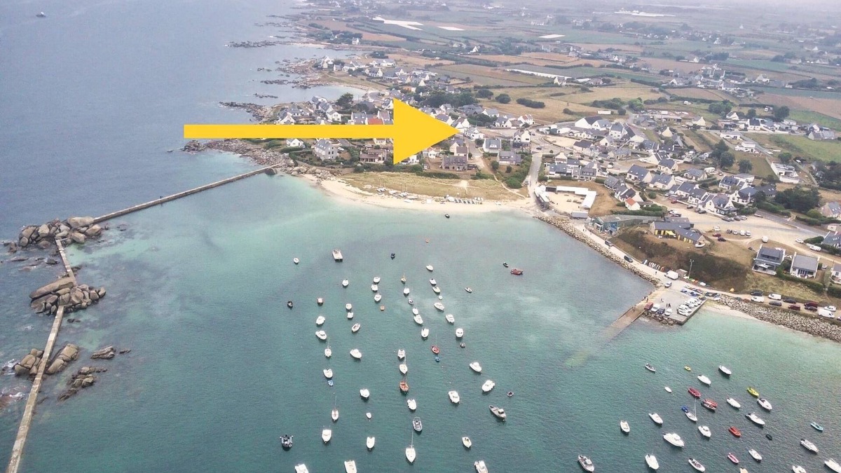 Plouescat House | HOUSE LOCATED 50M FROM THE BEACH