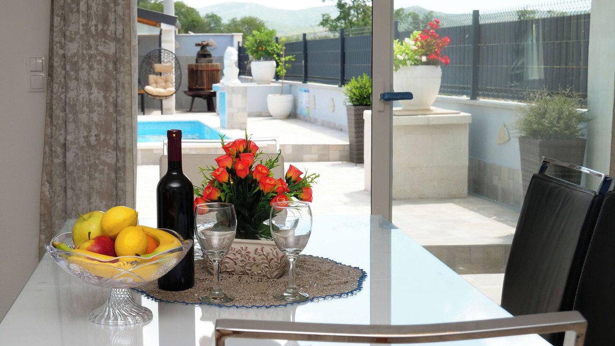 Marina Apartment | House Luketini dvori (97091-K1) - Marina