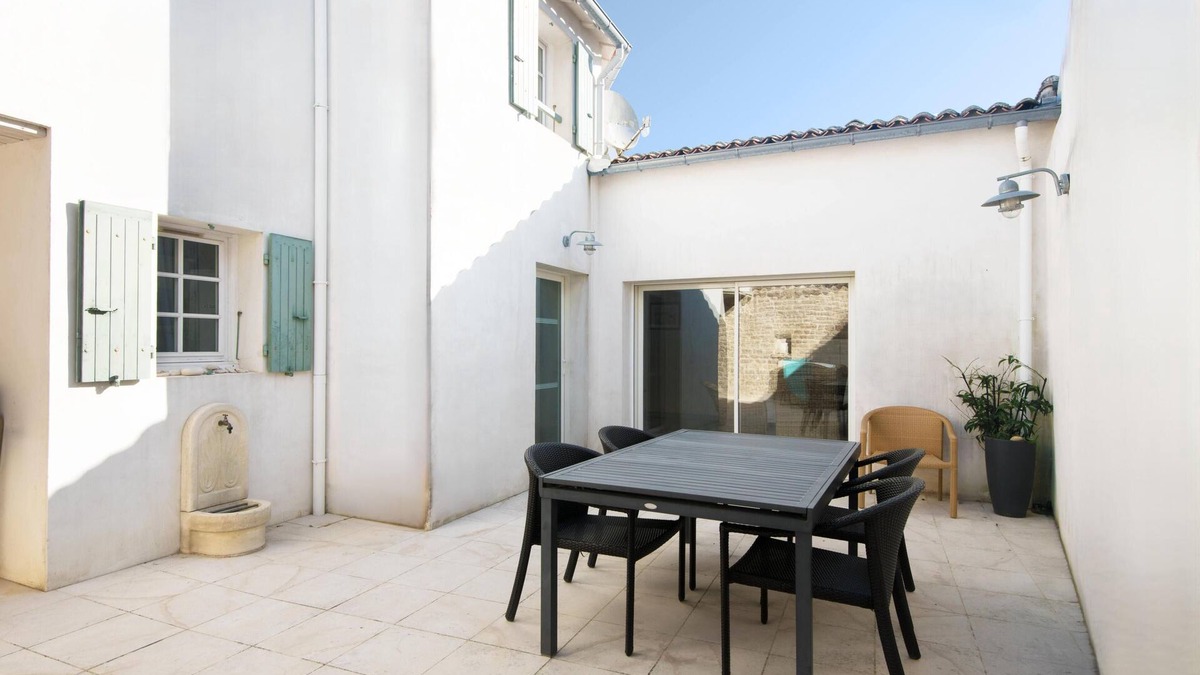 Sainte-Marie-de-Re Apartment | House MARCEANE with terace