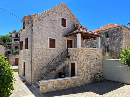 Vrboska House | House Morko