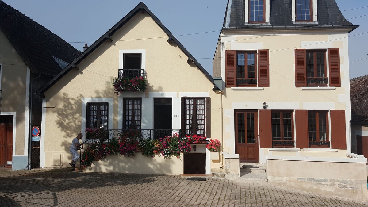 Pouilly-sur-Loire House | House N° 5 Place de l'église, Pouilly-sur-Loire.
