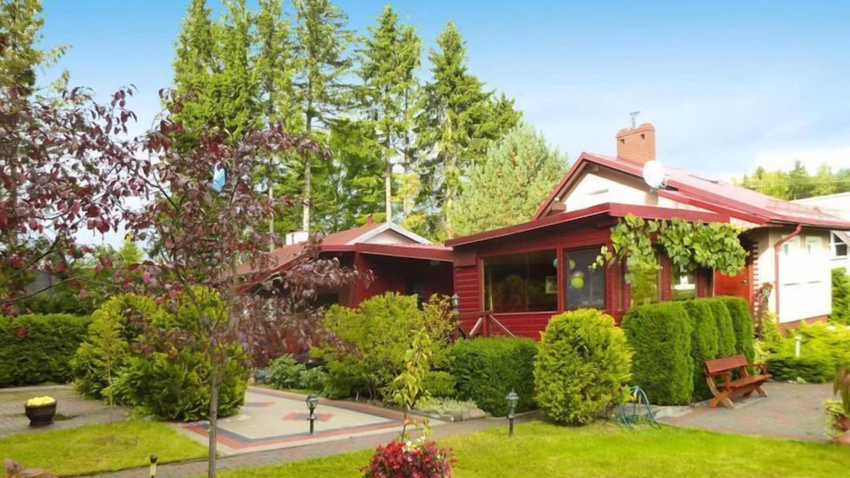Bieszkowice House | House near Lake Zawiat and Baltic Sea