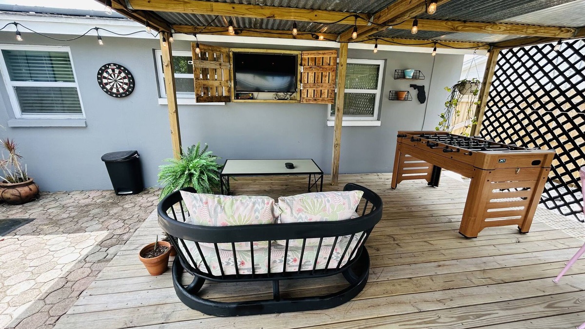 Forest Hills House | House near Tarpon Springs Beaches and Weeki Wachee Springs