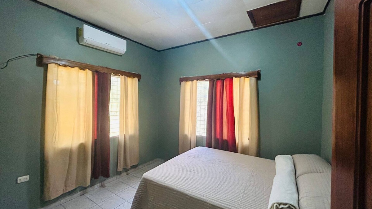 Puerto Cortes House | House near the beach in Tulian Campo
