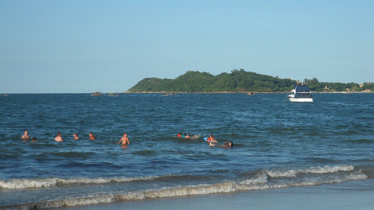 Praia da Armacao do Itapocoroi House | House New Beach 550 meters from the beach and 200 meters from the Beto Carrero World.
