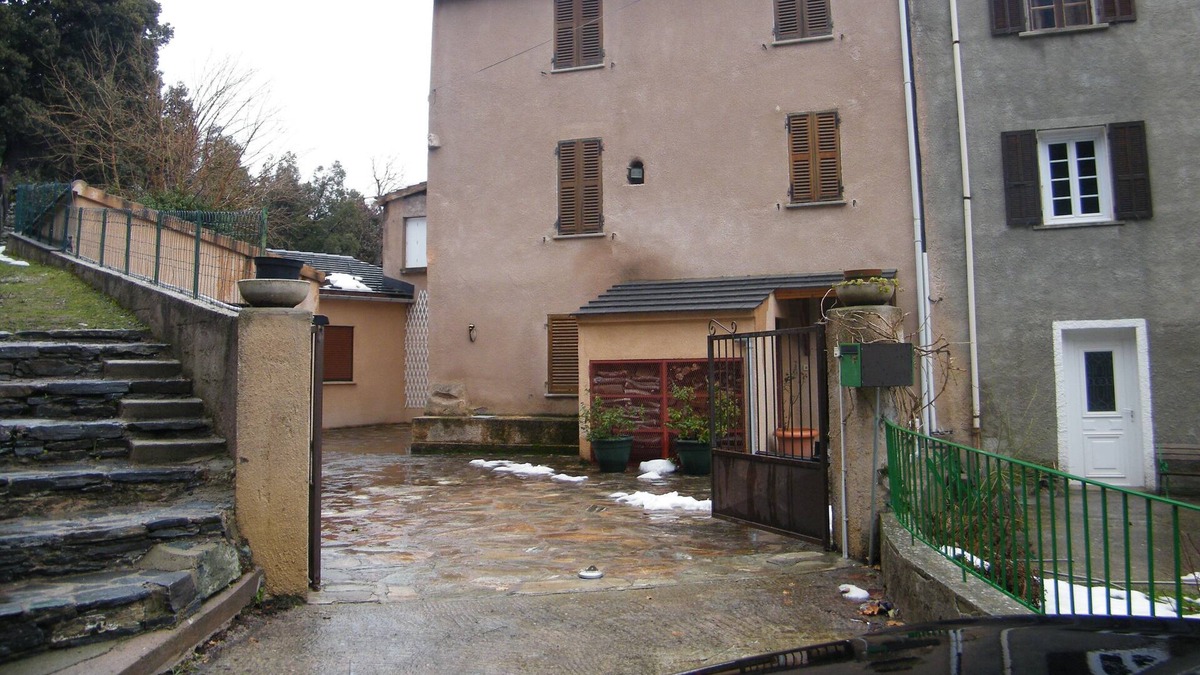 Morosaglia House | House of 110 m2 on 2 levels.