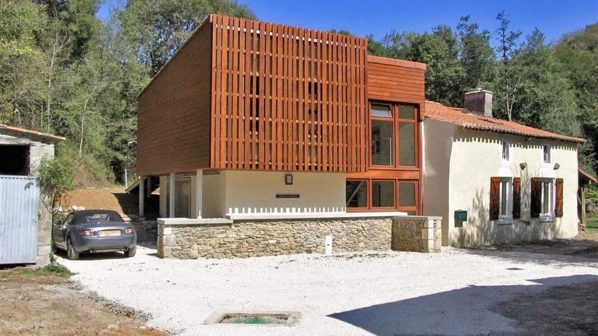 La Chapelle-Thireuil House | House of character, in an exceptional setting with private pool