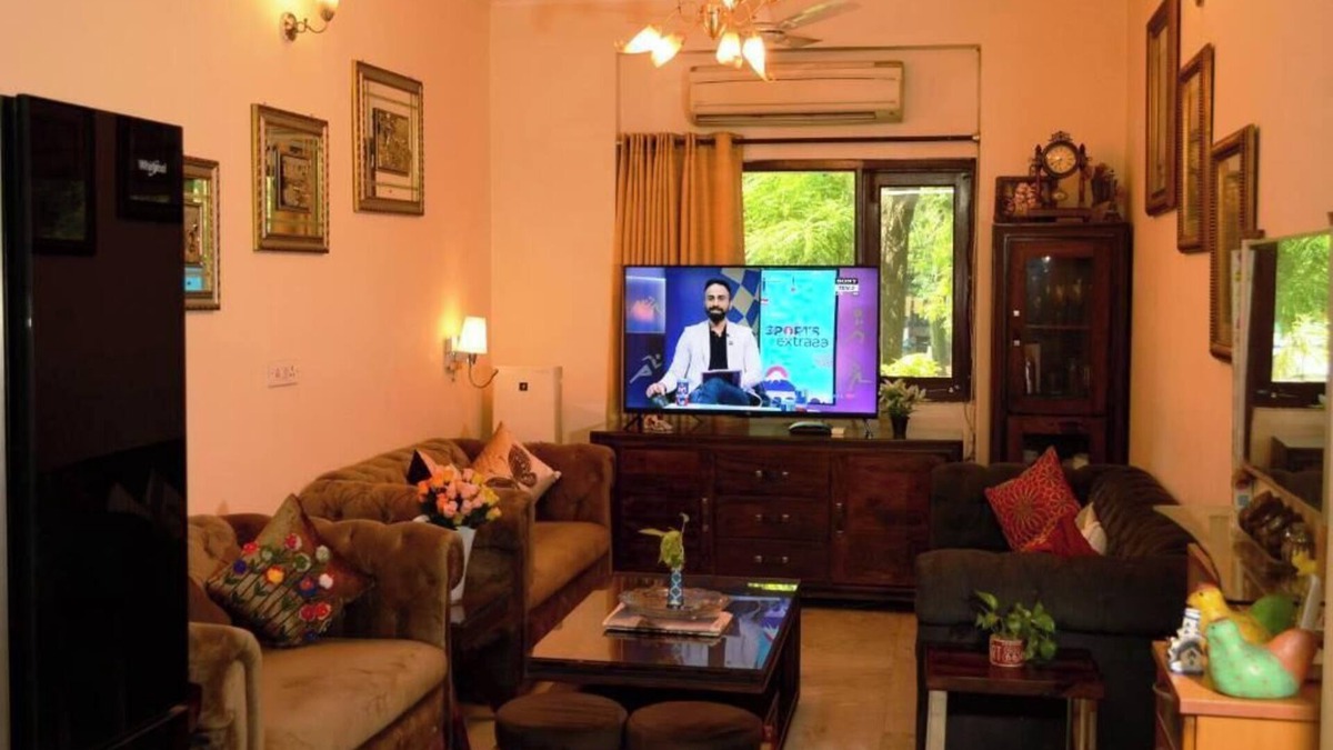 Noida Apartment | House of Comfort Noida 1 bedroom unit 1