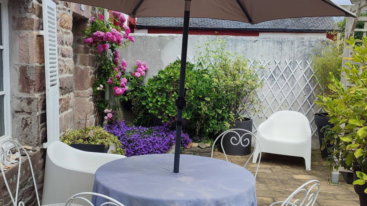Plouezec House | HOUSE OF FISHERMAN IN DEPTH AND A 50 M OF GR34 AND 100M OF THE SEA VIEW