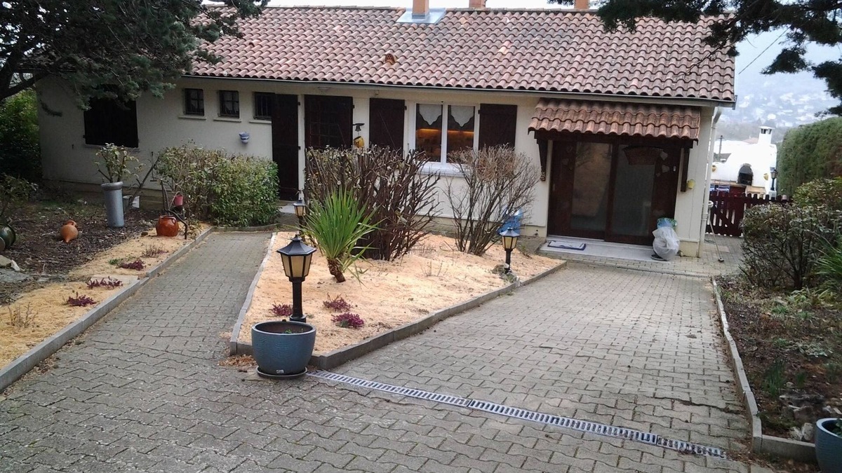 Veyras House | House of l'ouvere