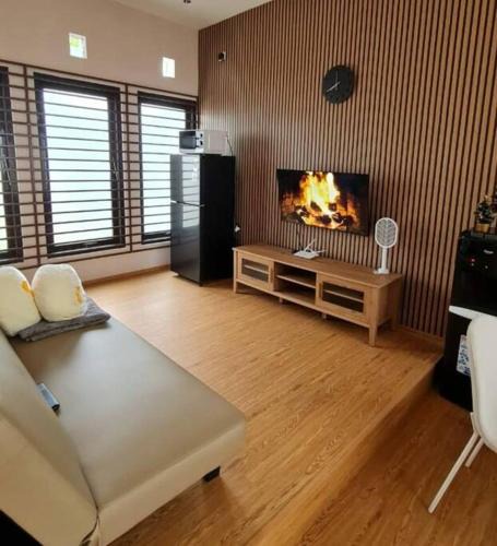 Hegarmanah Villa | House of Merino at Ciumbuluit