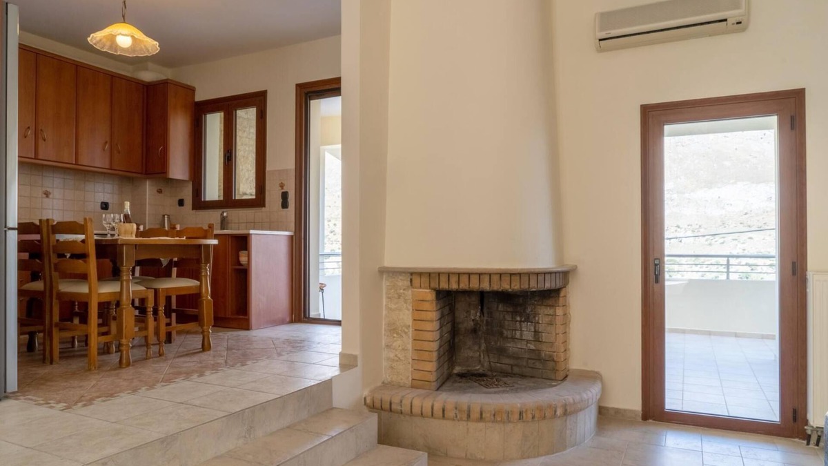 Akoumia House | House of Papadogiannis